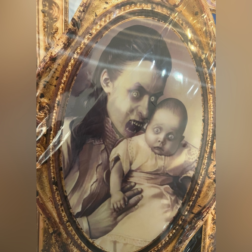 Halloween Decoration- Spooky 6 Pack 3-D Portrait Horror Party!!!!😍😍😍 - Picture 5 of 6